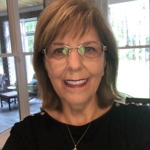 Meet your Posher, Deanna